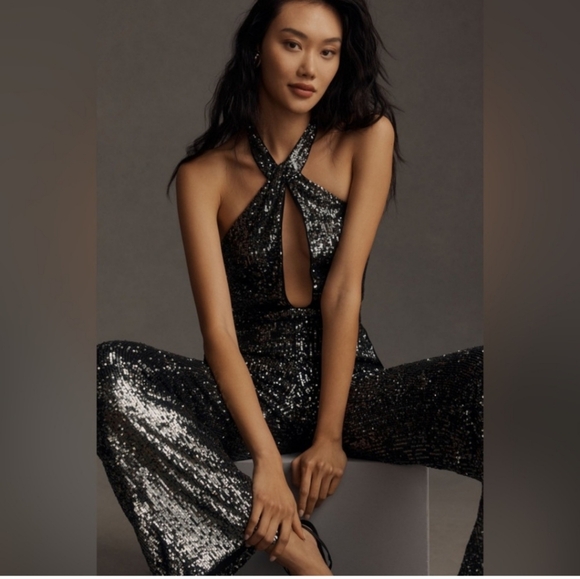 NWT ANTHROPOLOGIE Maeve Sequin Halter Jumpsuit Color: Carbon Size 4 - Picture 4 of 11
